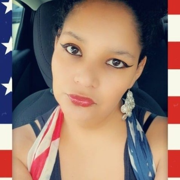 Meet your Posher, Amanda - Picture 1 of 1